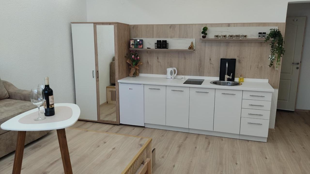 Studio Apartment - A Bit Of Joy SJJ Eksteriør billede